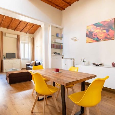 Modern, Bright Near Boboli Gardens & Santo Spirito - Homeunity Florença Exterior foto