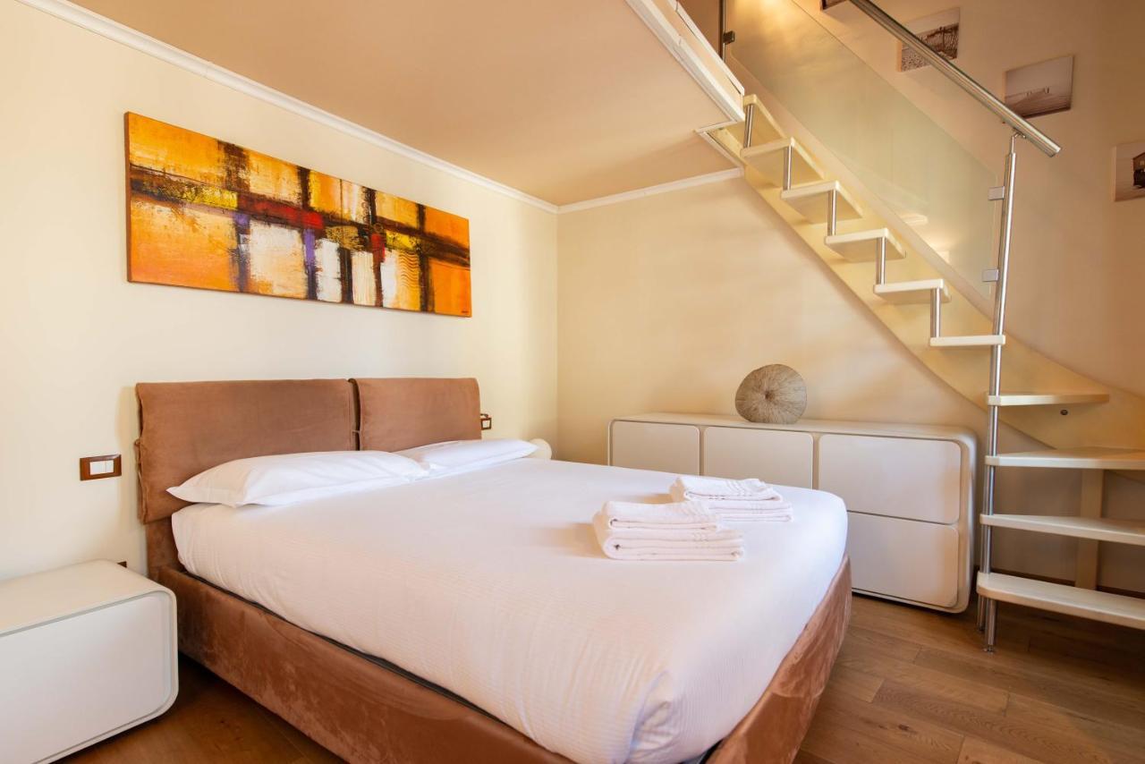 Modern, Bright Near Boboli Gardens & Santo Spirito - Homeunity Florença Exterior foto