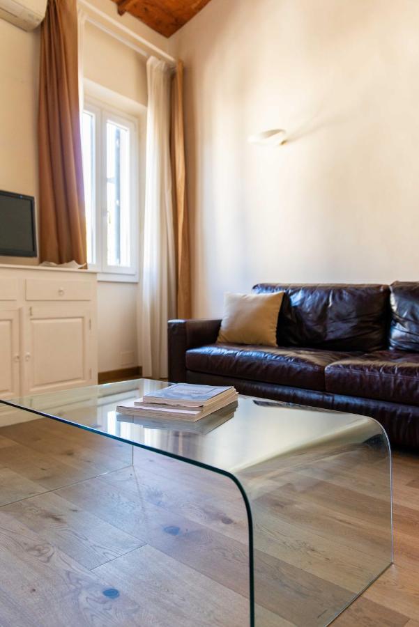 Modern, Bright Near Boboli Gardens & Santo Spirito - Homeunity Florença Exterior foto