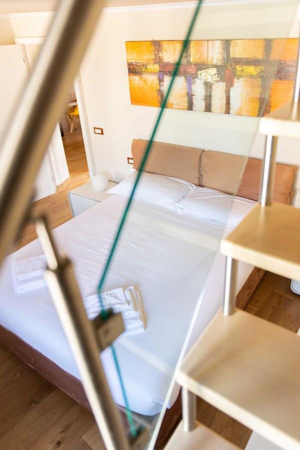 Modern, Bright Near Boboli Gardens & Santo Spirito - Homeunity Florença Exterior foto